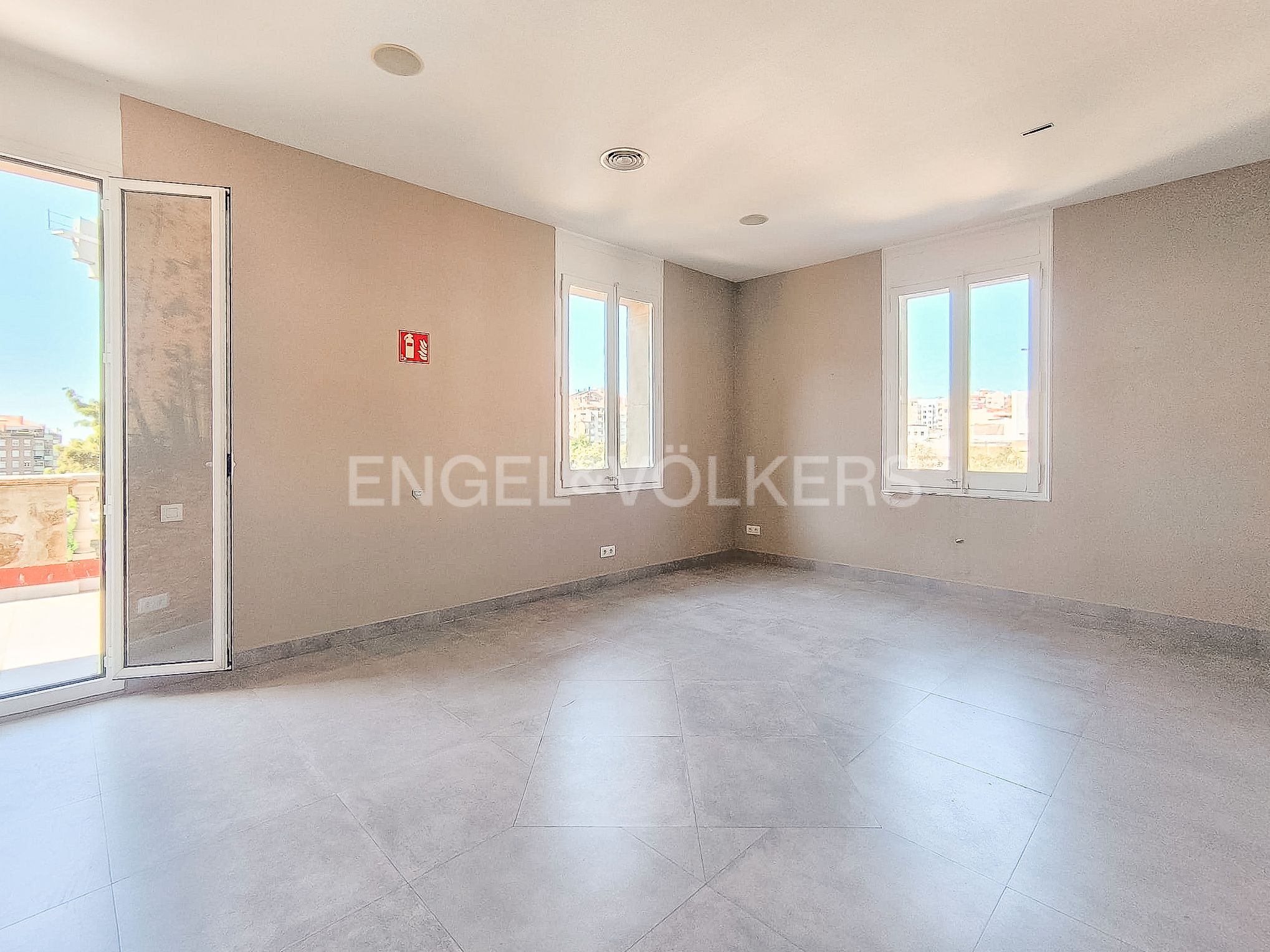 House or chalet to rent in  Barcelona Capital  with Air Conditioner, Heating and Terrace