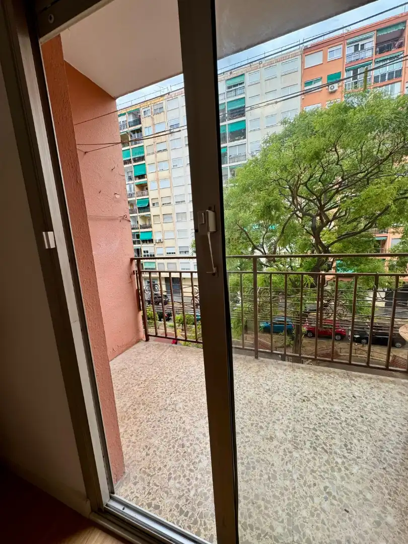 Balcony of Flat for rent in Valencia  with Air Conditioner, Furnished and Washing machine