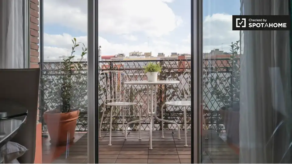 Flat for rent in Castilla
