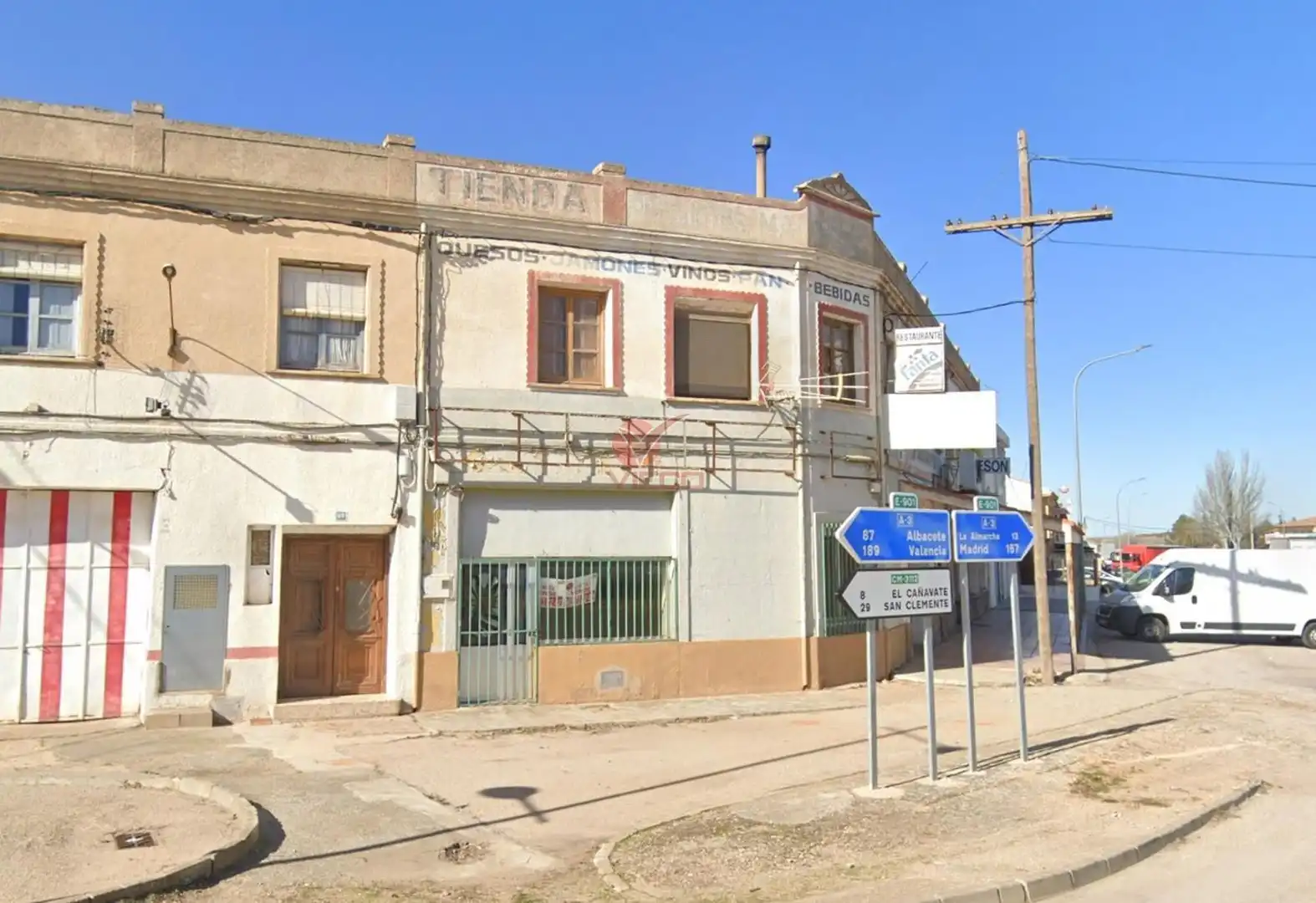 Vista exterior de Casa o xalet en venda en Honrubia amb Jardí privat