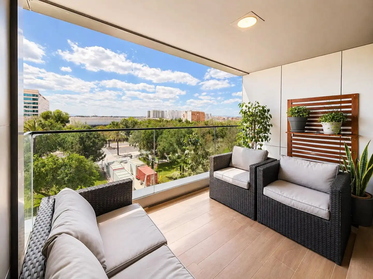 Terrasse von Wohnung zum Verkauf in Valencia mit Klimaanlage, Terrasse und Abstellraum