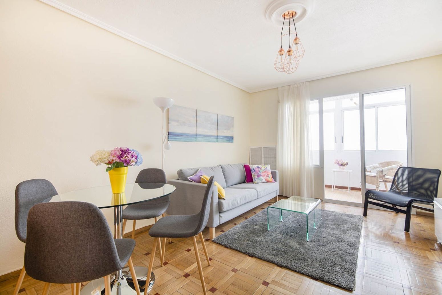 Living room of Flat for sale in Oviedo   with Heating and Terrace