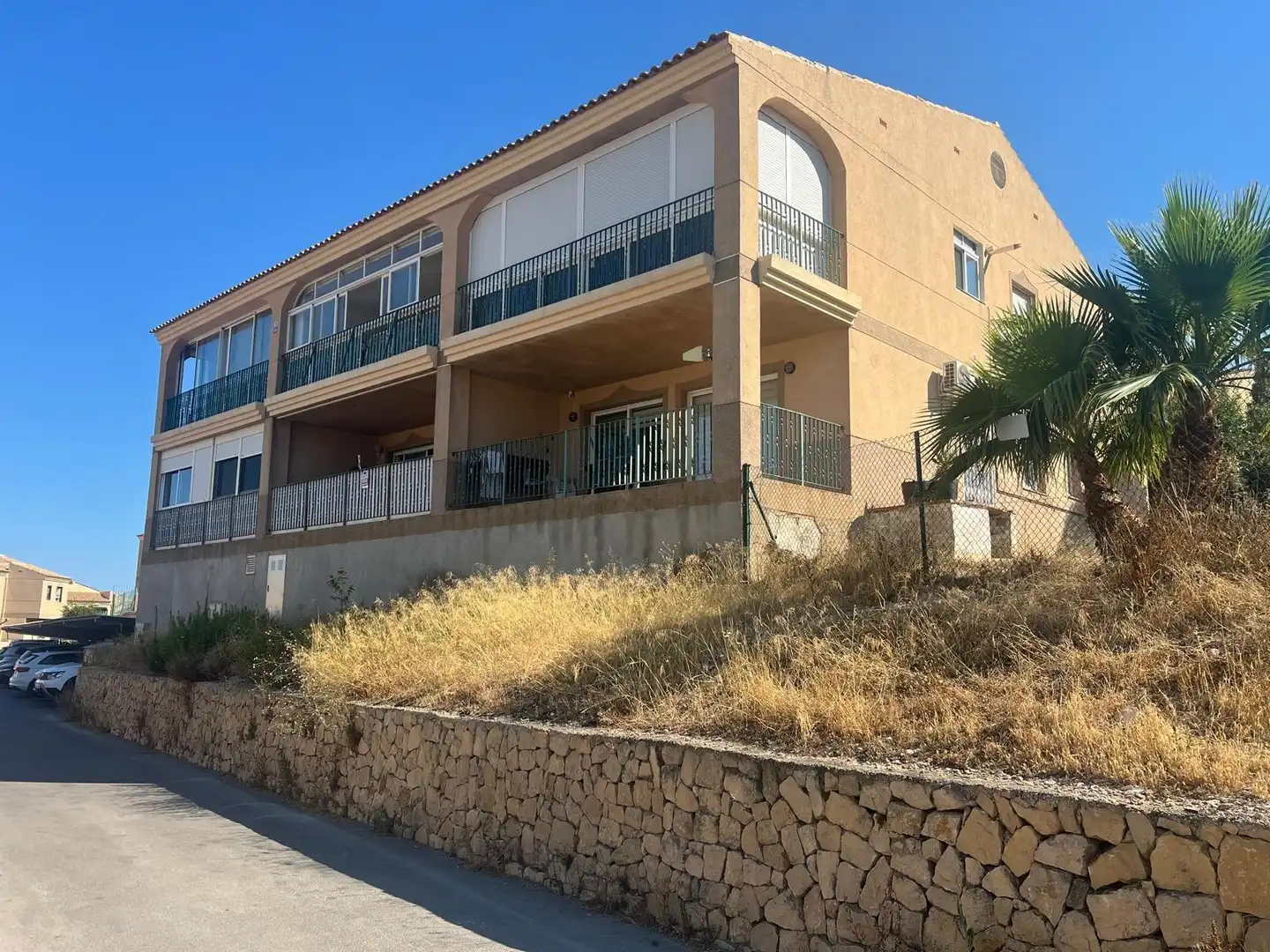 Außenansicht von Wohnung zum Verkauf in La Nucia mit Terrasse und Gemeinschaftspool