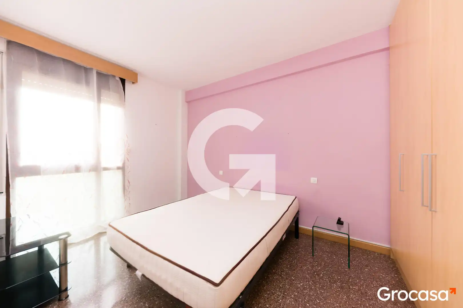 Habitación de Piso en venta en El Prat de Llobregat con Horno y Balcón