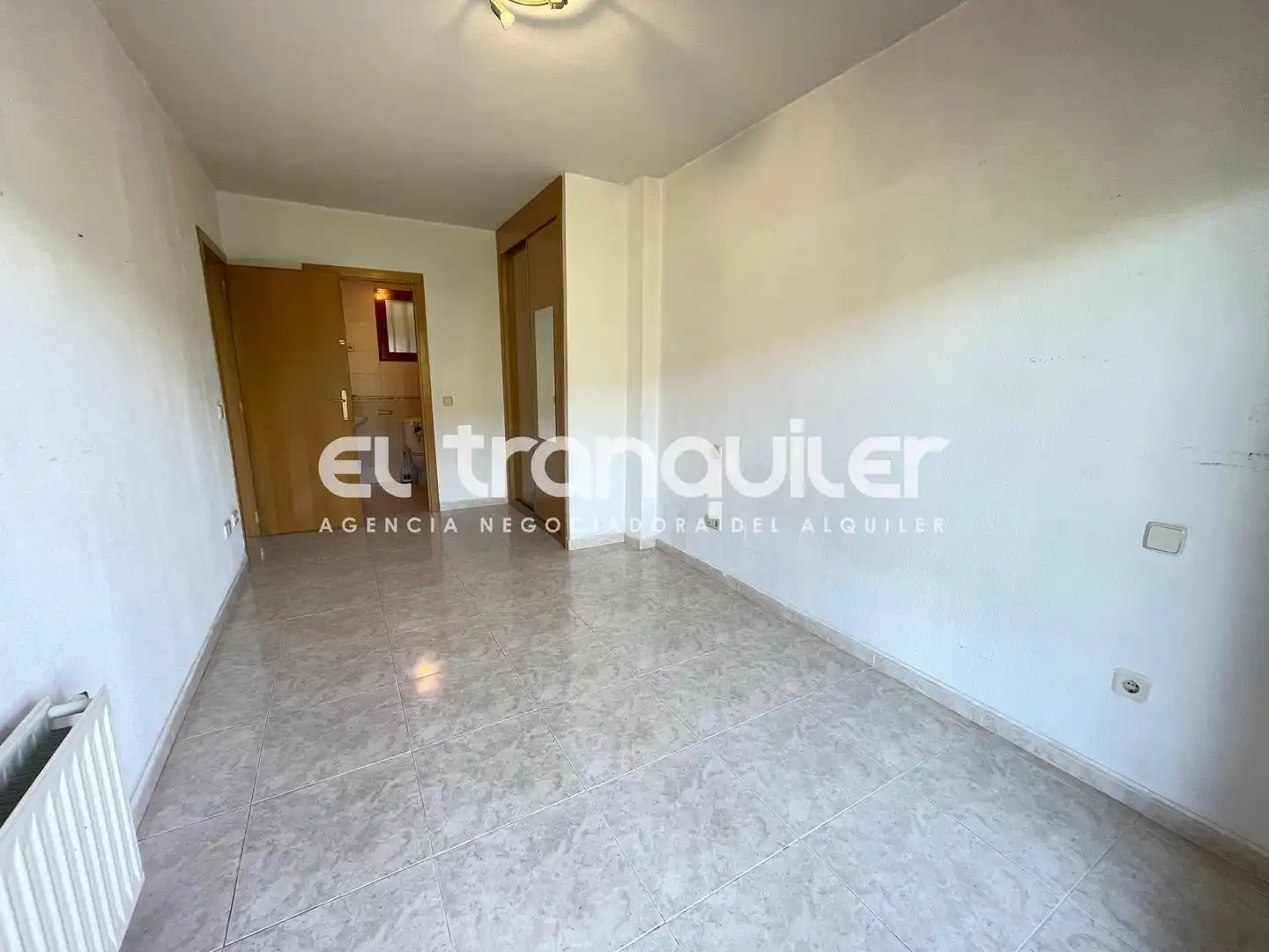 Flat for rent in Calle Francisco Umbral, Rivas Futura