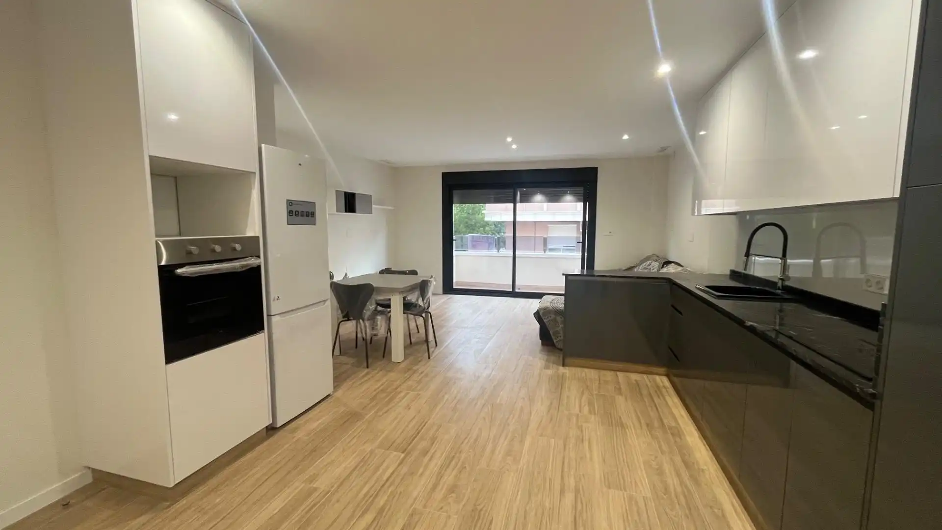 Kitchen of Flat for rent in Elche / Elx  with Air Conditioner, Heating and Furnished