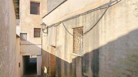 Solar de 98 m2 con casa para derribar