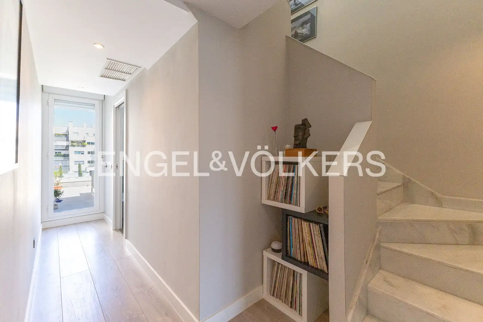 Duplexes for sale in Madrid  with Air Conditioner, Heating and Private garden