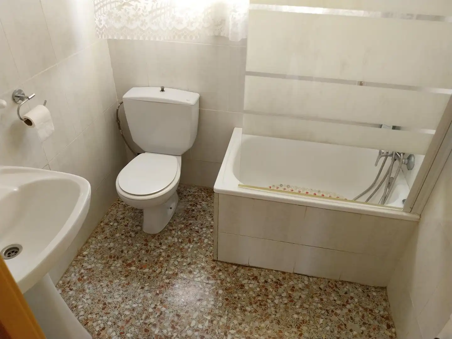 Bany de Casa adosada en venda en El Vendrell amb Terrassa i Piscina
