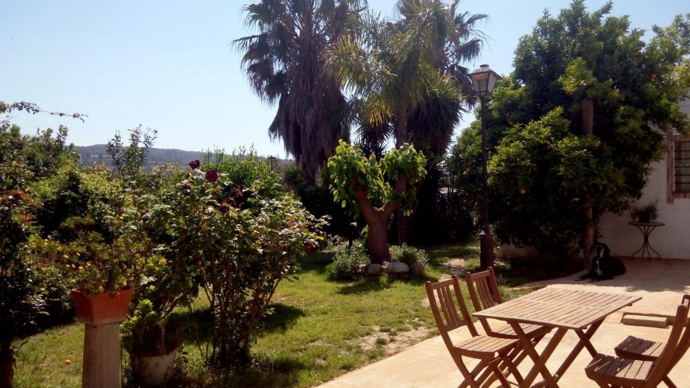 Jardí de Finca rústica en venda en Castellet i la Gornal