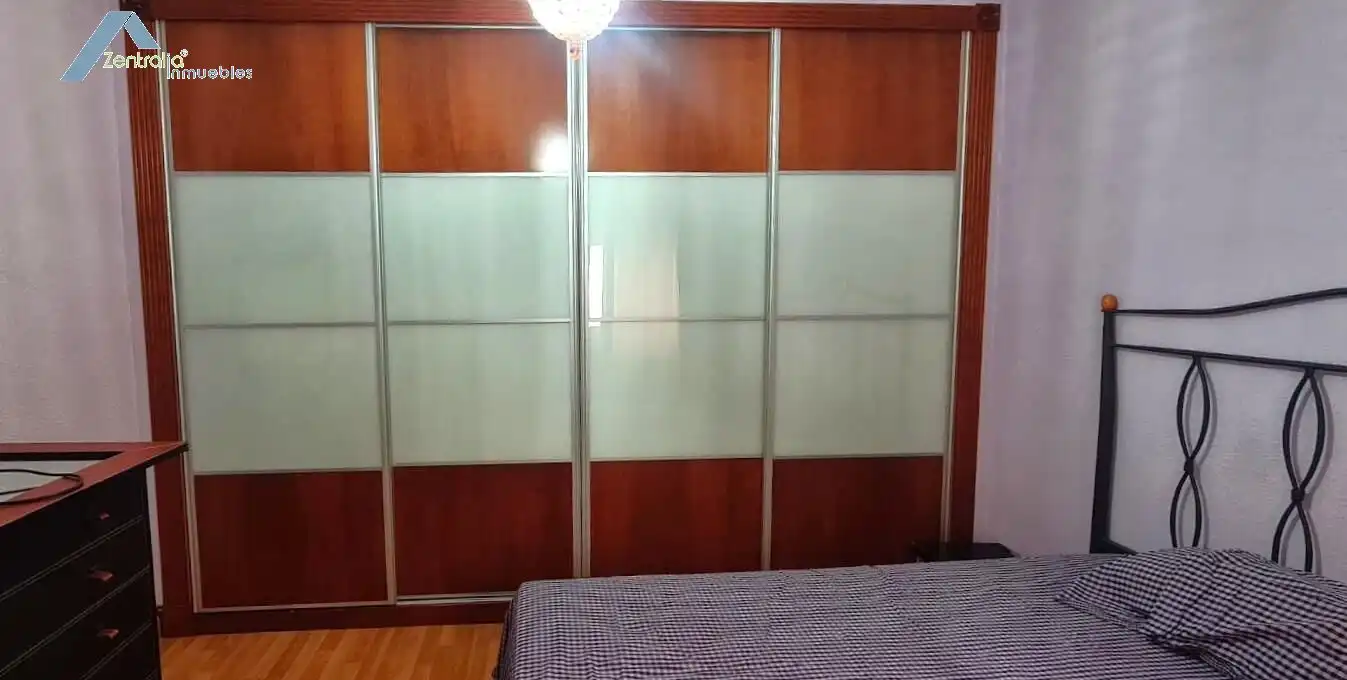 Bedroom of Flat for sale in Zaragoza  with Air Conditioner, Heating and Terrace