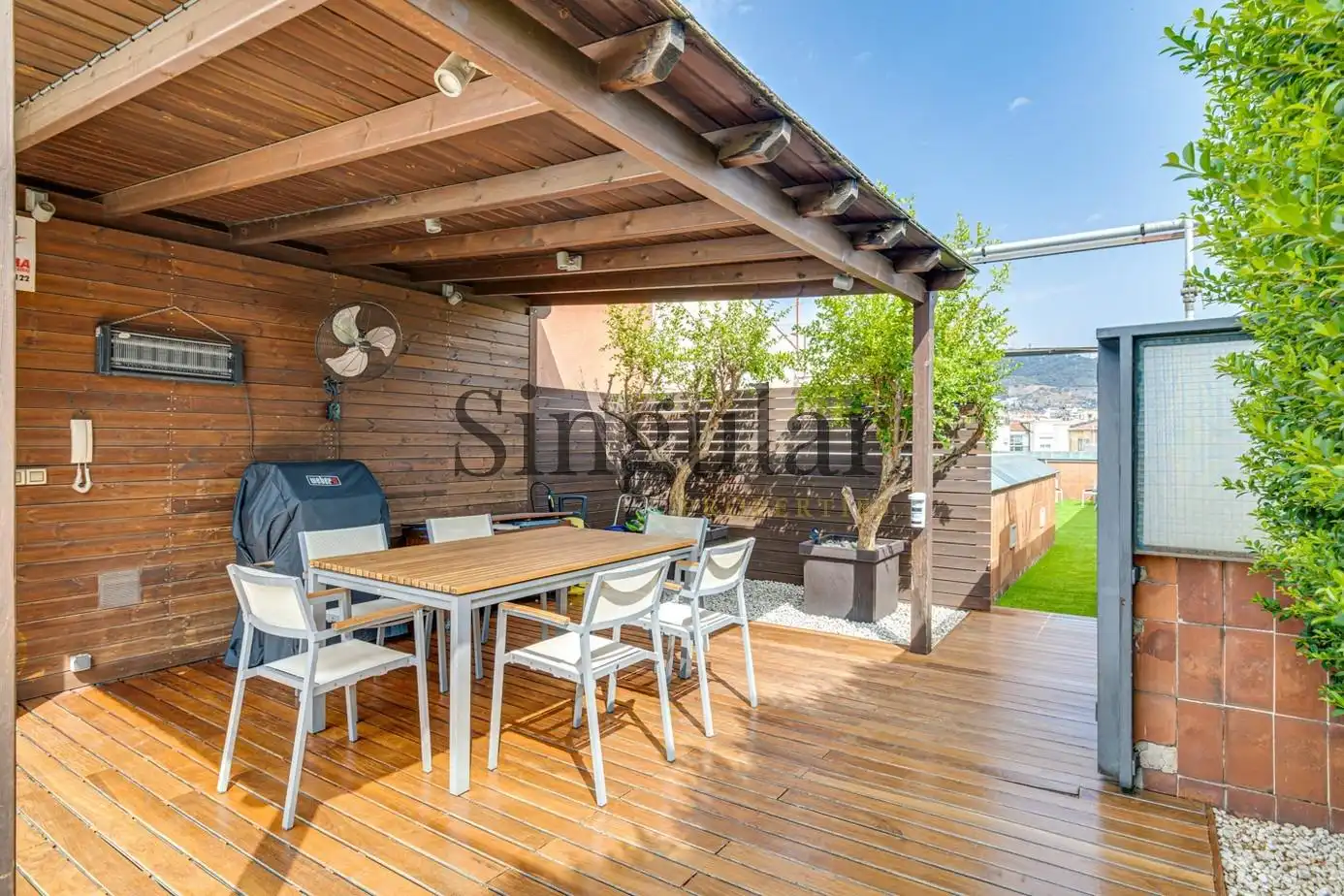 Terraza de Ático en venta en Barcelona con Calefacción, Parquet y Terraza