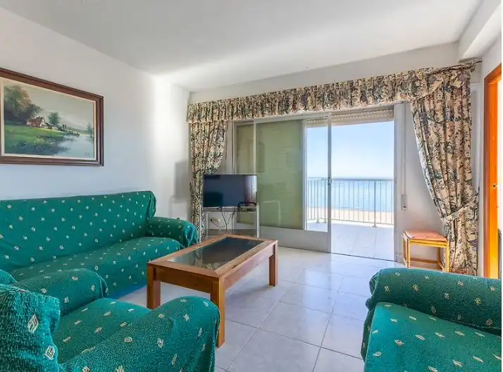 Sala d'estar de Apartament en venda en Gandia amb Terrassa i Moblat