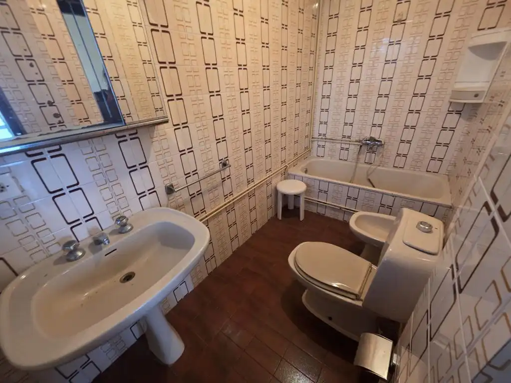 Bathroom of Flat for sale in Vilanova de Arousa  with Parquet flooring, Furnished and Balcony