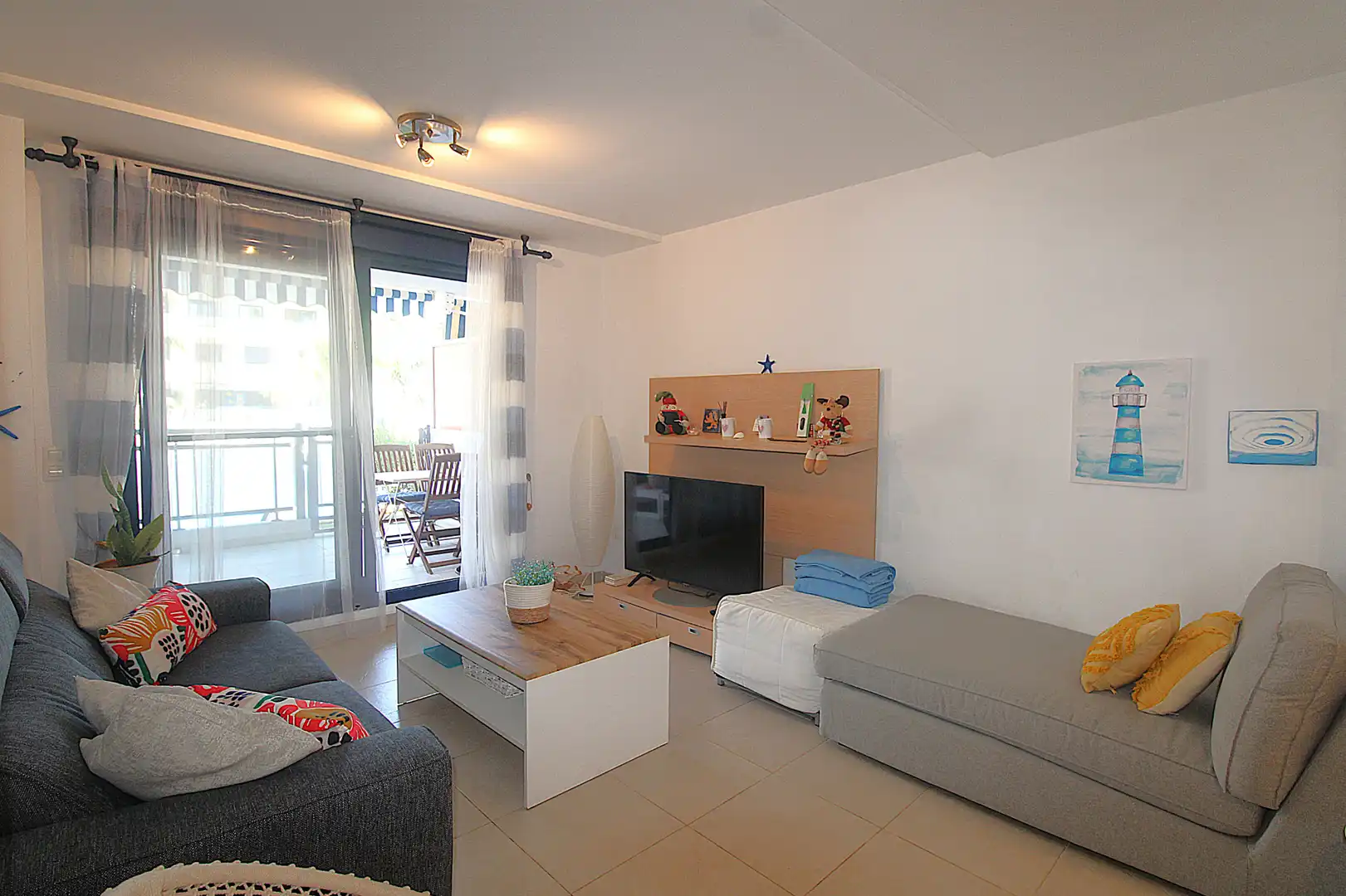 Sala de estar de Apartamento en venta en Dénia con Aire acondicionado, Terraza y Amueblado