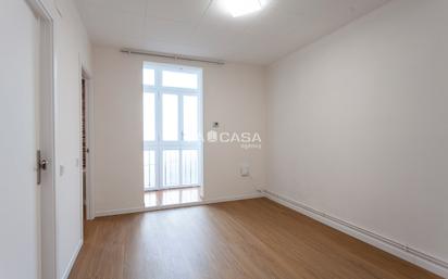 Bedroom of Flat for sale in  Barcelona Capital  with Heating and Balcony