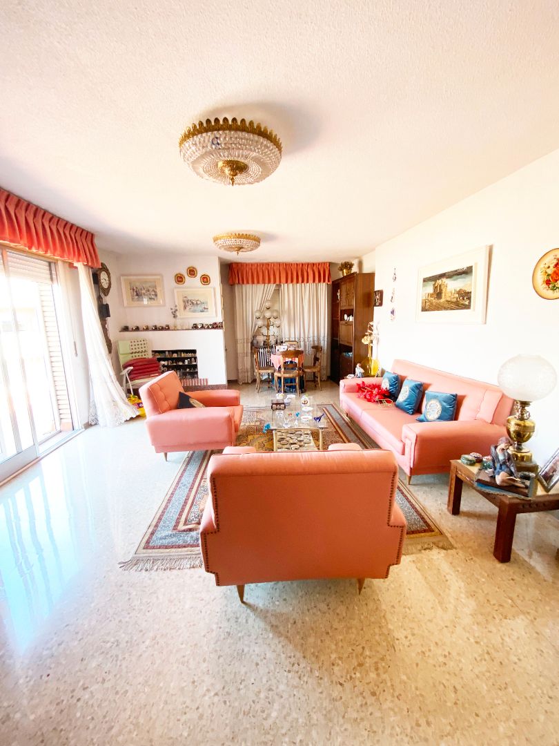 Living room of Attic for sale in  Granada Capital  with Heating, Terrace and Oven