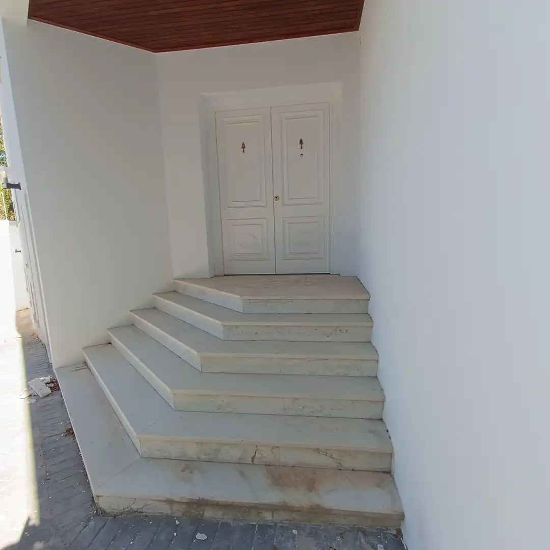 Wohnung zur Miete in Sevilla mit Klimaanlage, Heizung und Privatgarten