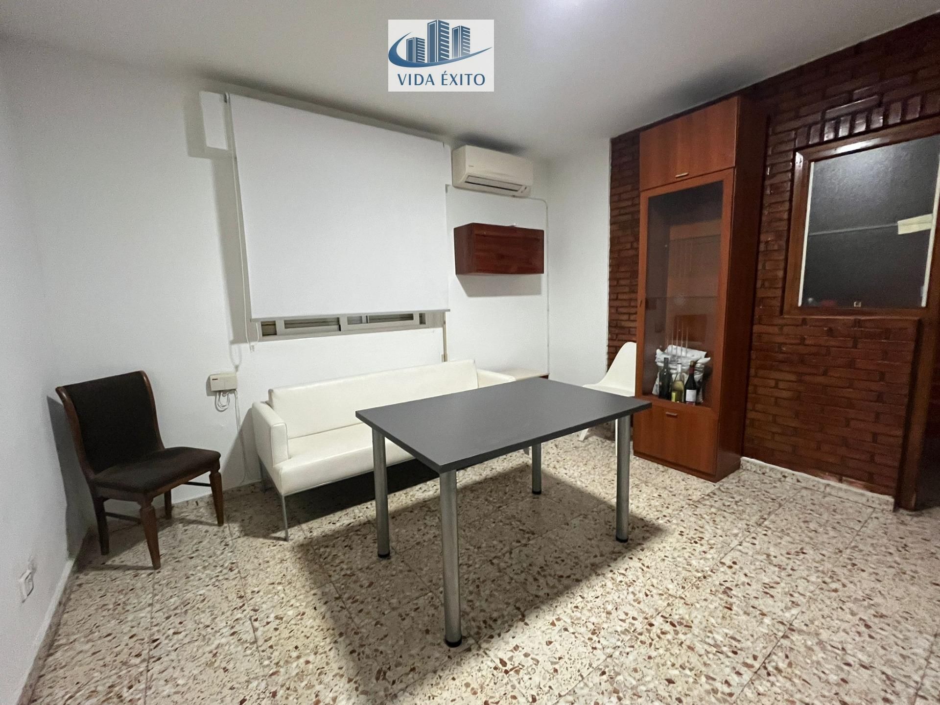 Sala d'estar de Apartament de lloguer en  Jaén Capital