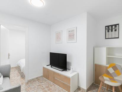 Bedroom of Flat to rent in L'Hospitalet de Llobregat  with Air Conditioner, Heating and Washing machine