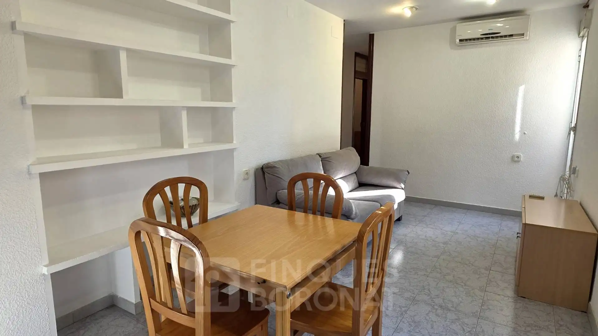 Sala d'estar de Pis en venda en Tarragona amb Aire condicionat, Moblat i Forn