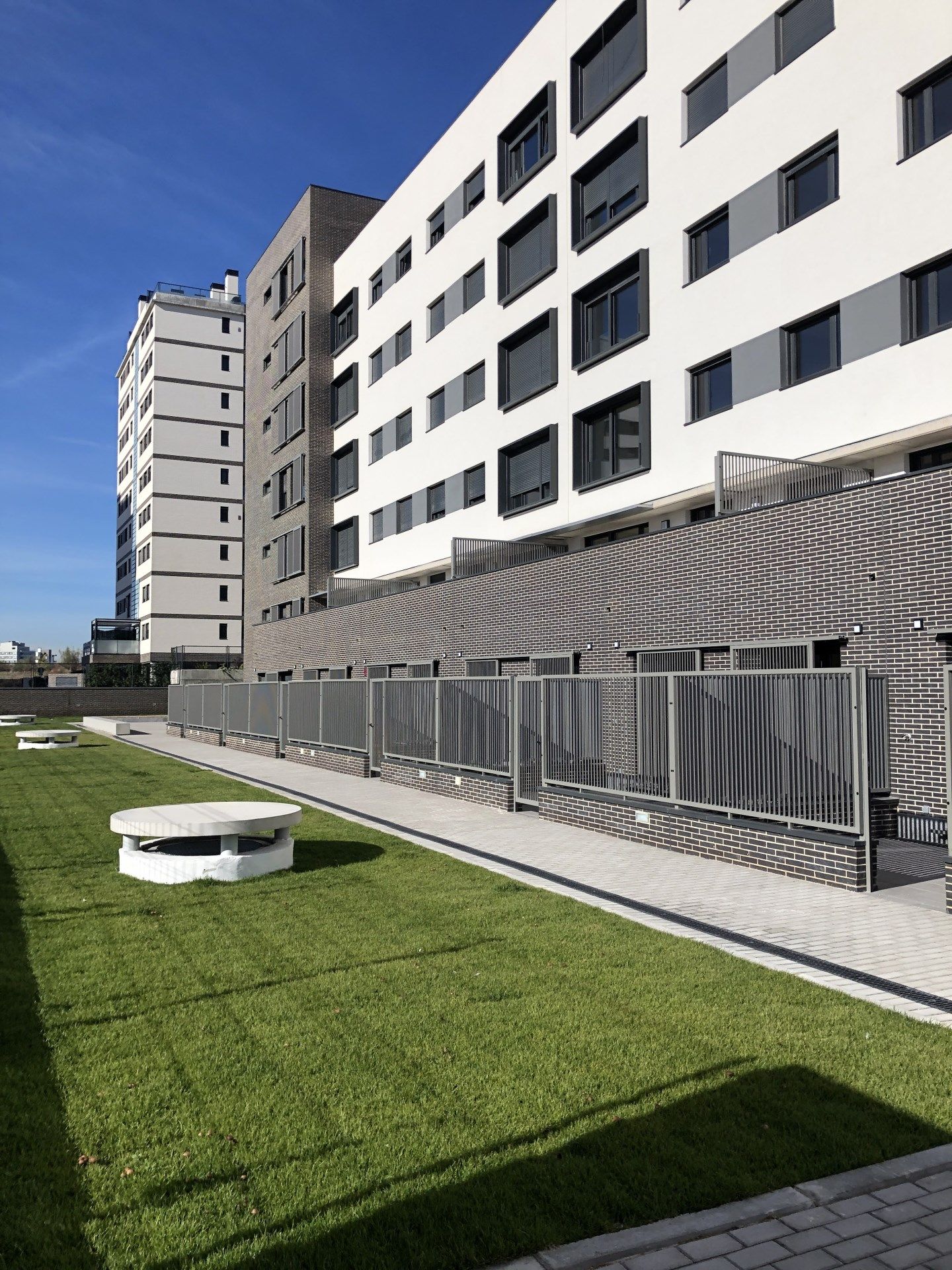 Exterior view of Flat to rent in  Madrid Capital  with Air Conditioner and Heating