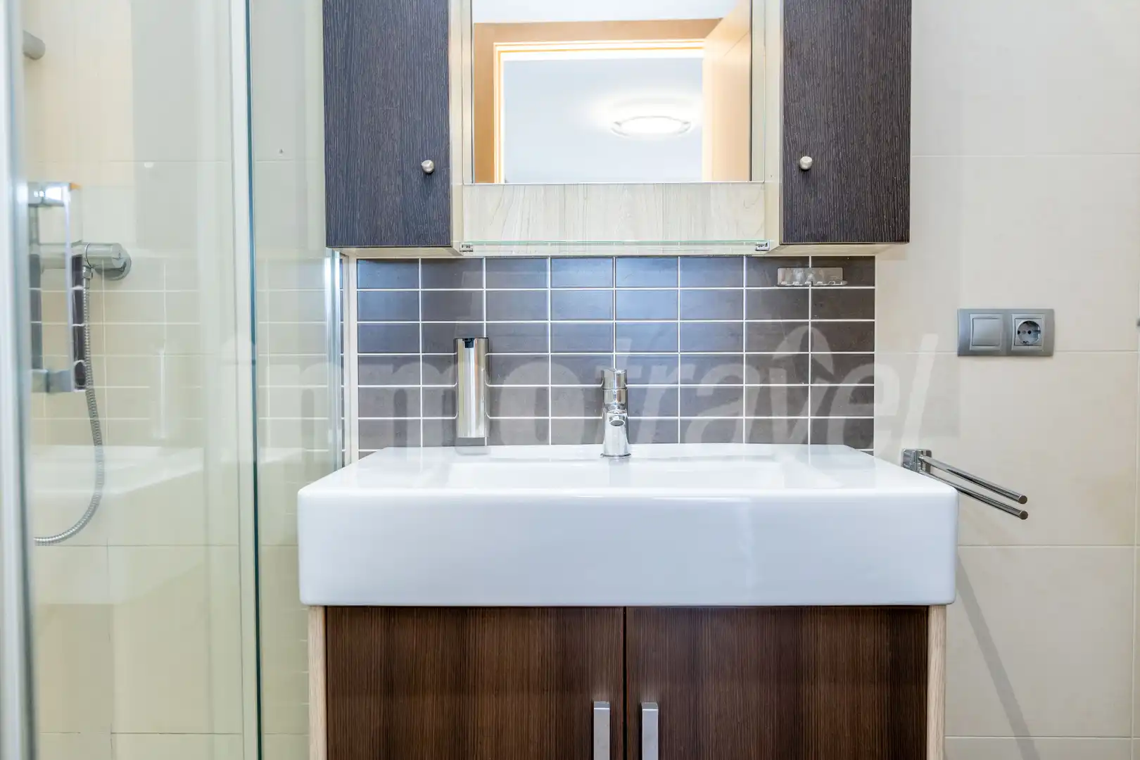 Bathroom of Attic for sale in Sanxenxo  with Air Conditioner, Heating and Terrace