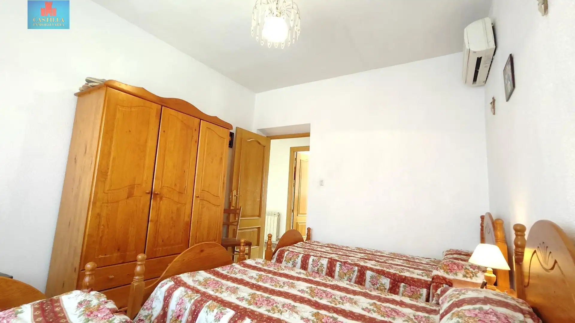 Dormitori de Casa o xalet en venda en Bercial de Zapardiel amb Calefacció, Terrassa i Traster