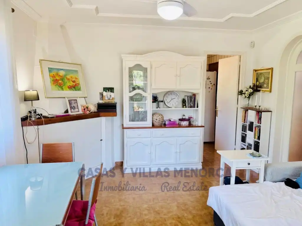 Sala d'estar de Casa adosada en venda en Es Mercadal