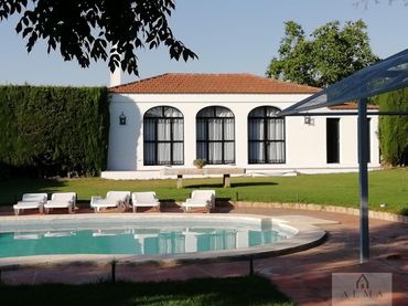 Villa avec piscine à vendre à Almendralejo