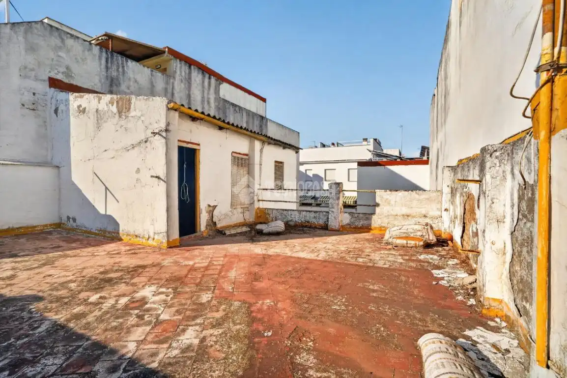 Vista exterior de Casa adosada en venda en Córdoba
