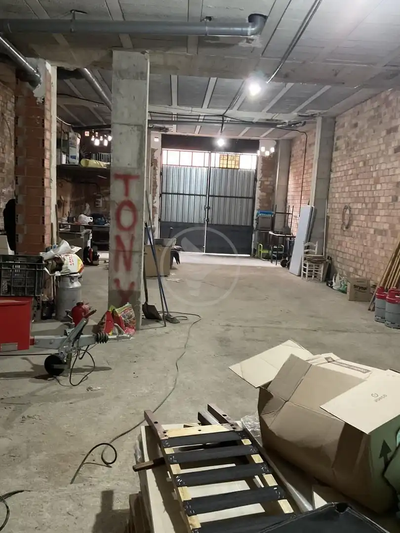 Local comercial en venda a Julio Burell, imagen 5