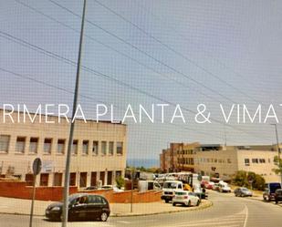 Vista exterior de Nau industrial de lloguer en Mataró