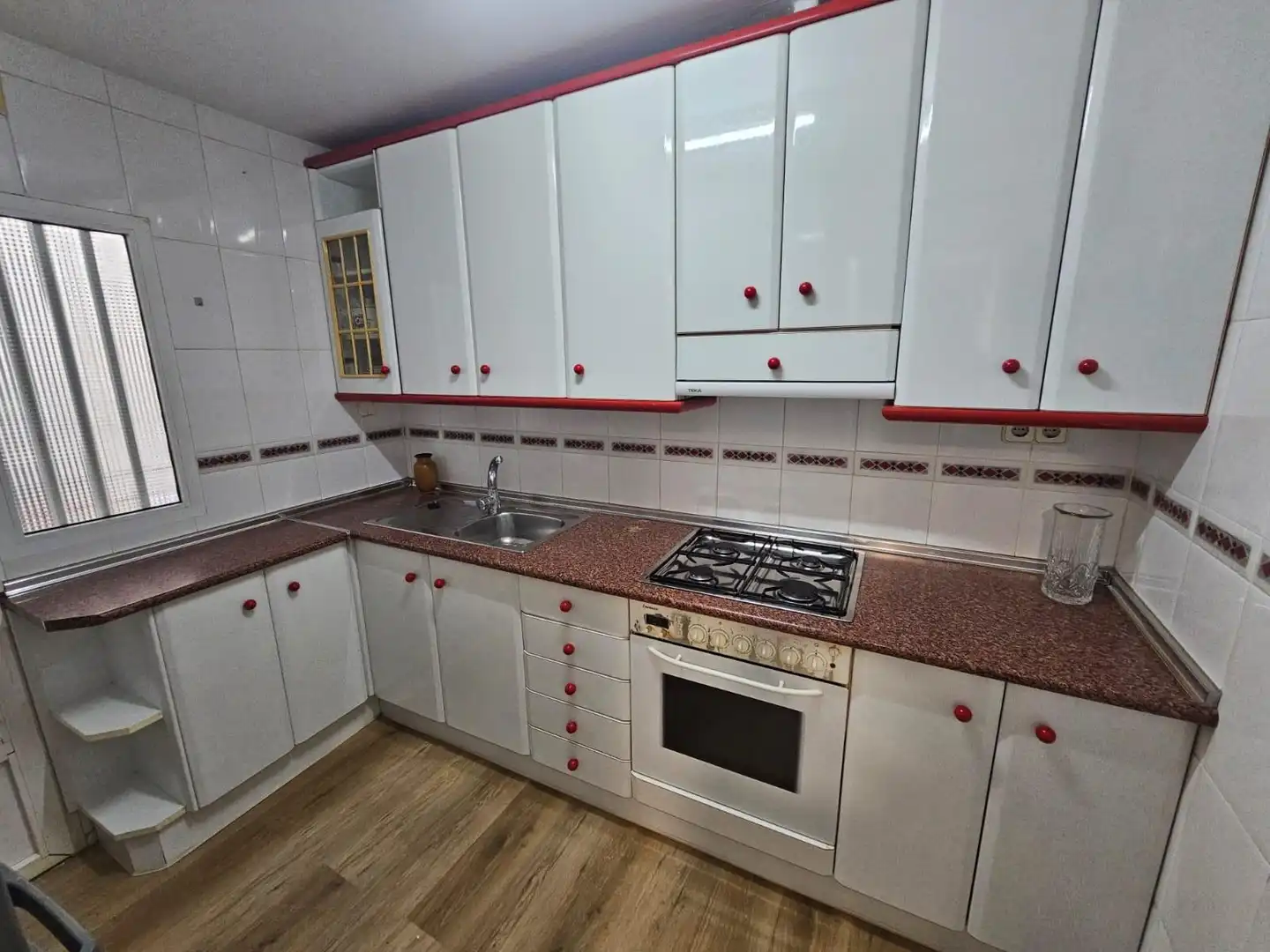 Room in Calle CANIGO, Ciudad Jardín