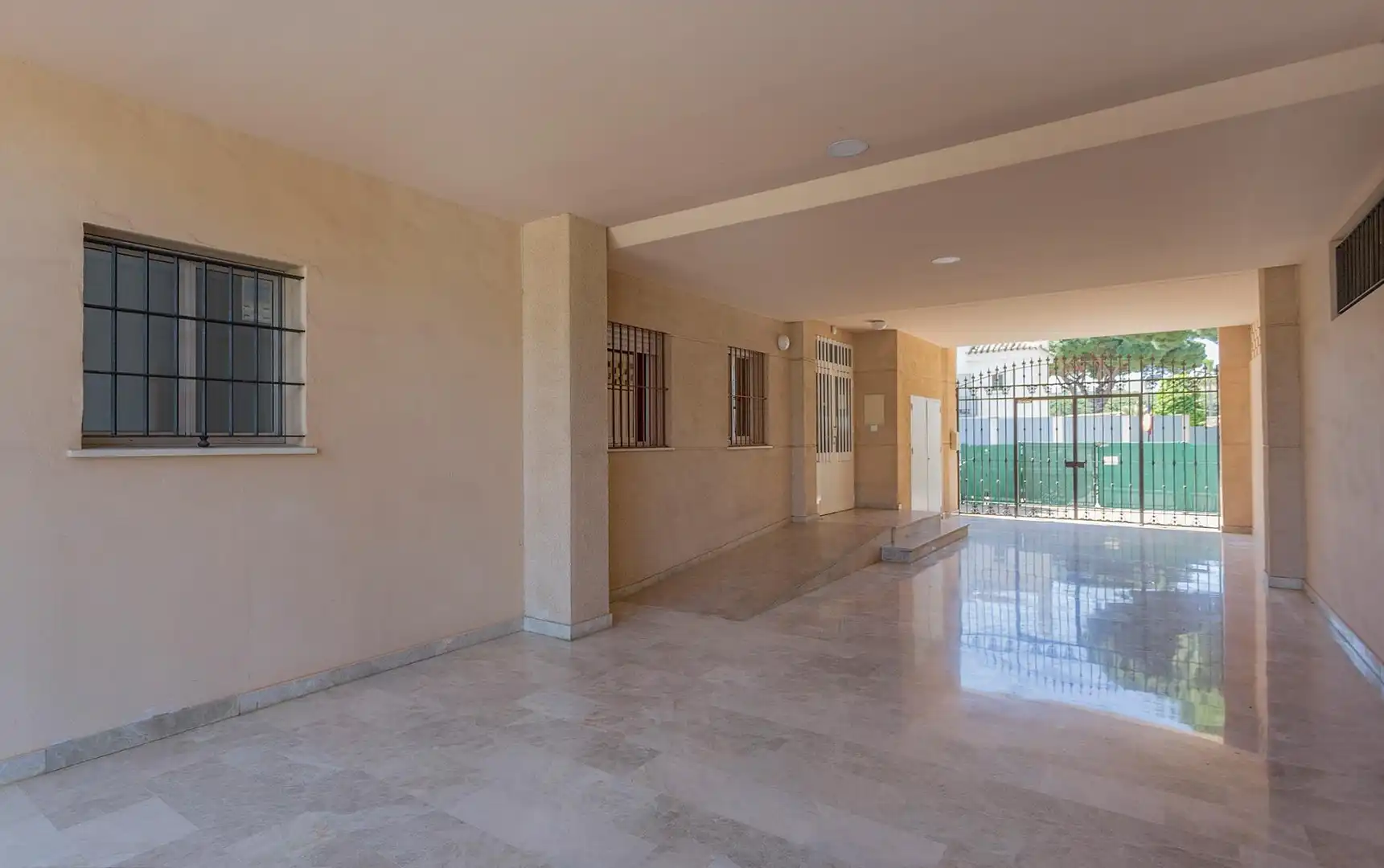 Flat for sale in El Puerto de Santa María  with Air Conditioner and Balcony