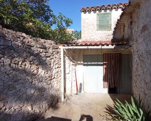 Vista exterior de Casa o xalet en venda en Robledo