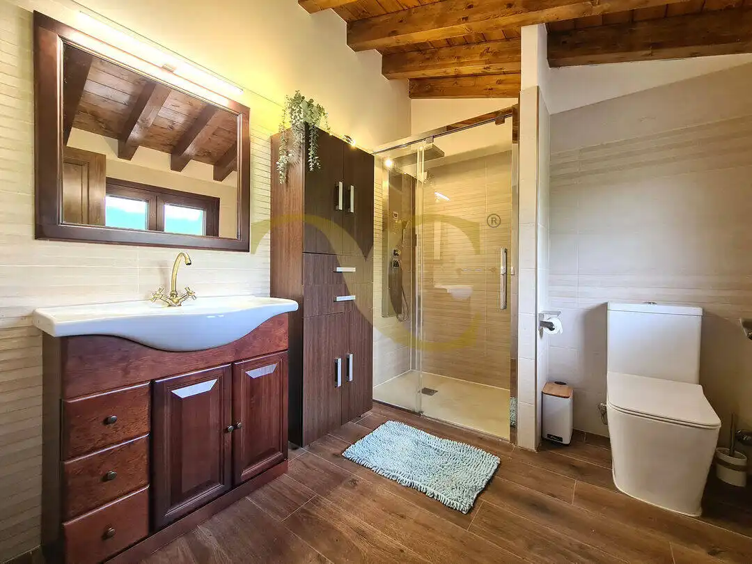 Baño de Casa o chalet en venta en Ribadesella con Calefacción, Jardín privado y Trastero