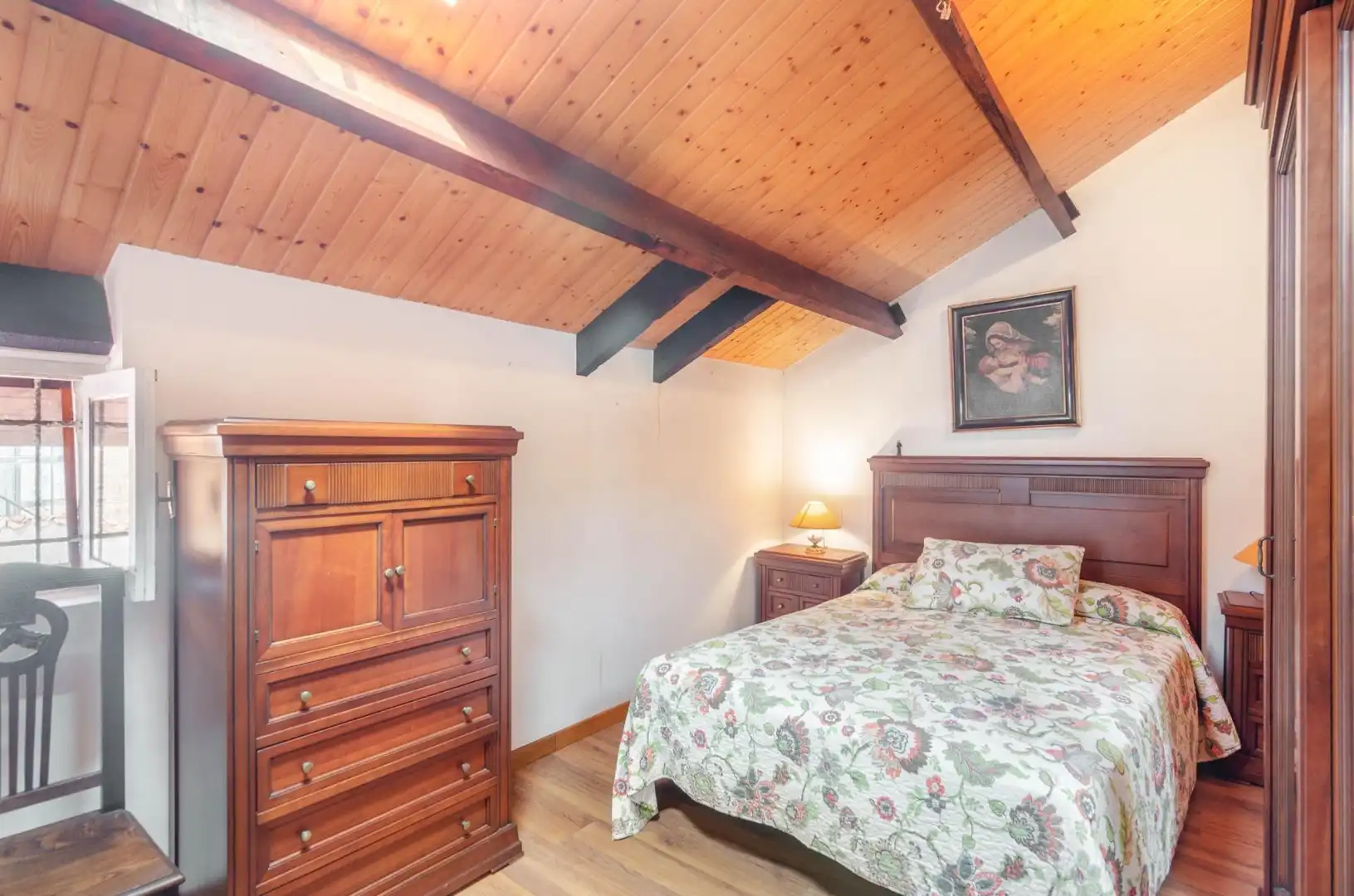 Habitación de Casa o chalet en venta en Avilés