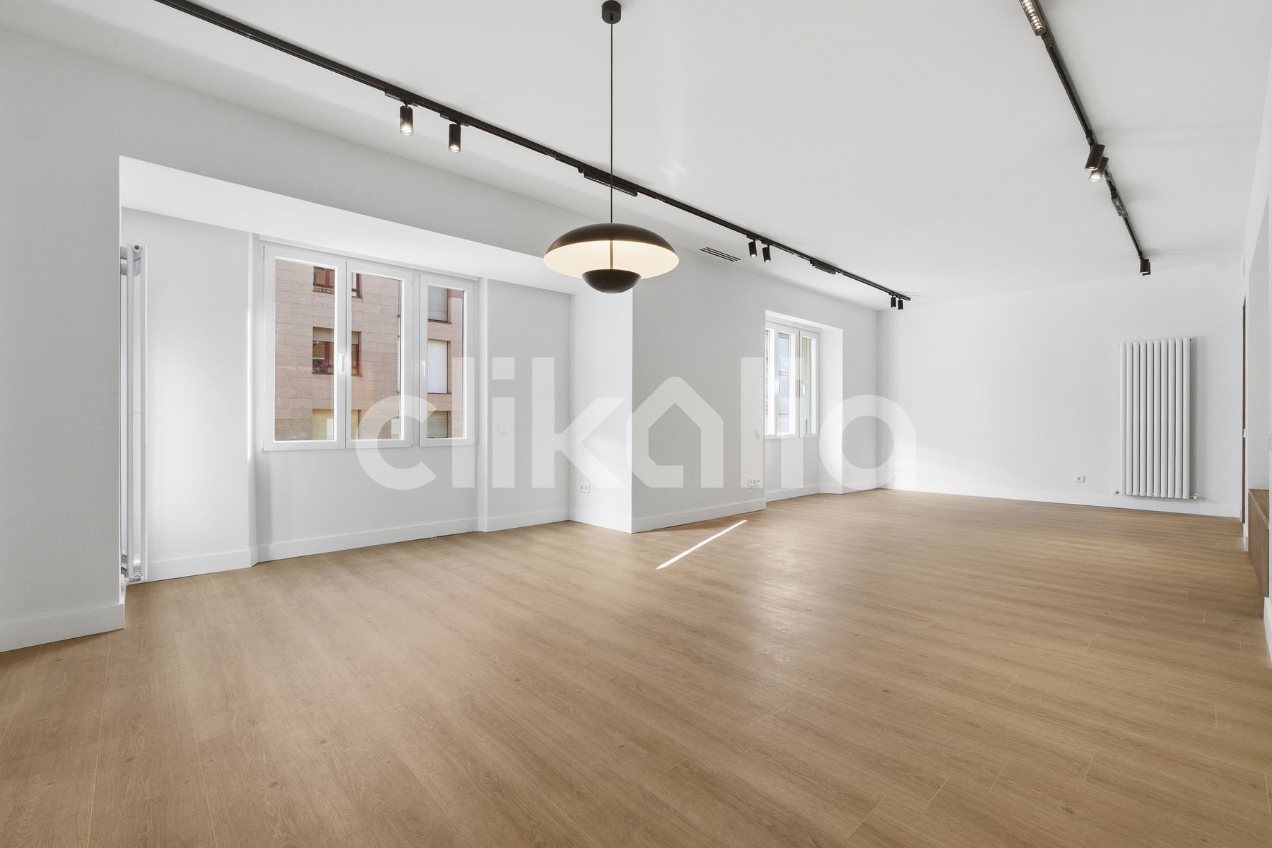 Living room of Flat for sale in  Madrid Capital  with Air Conditioner, Heating and Terrace