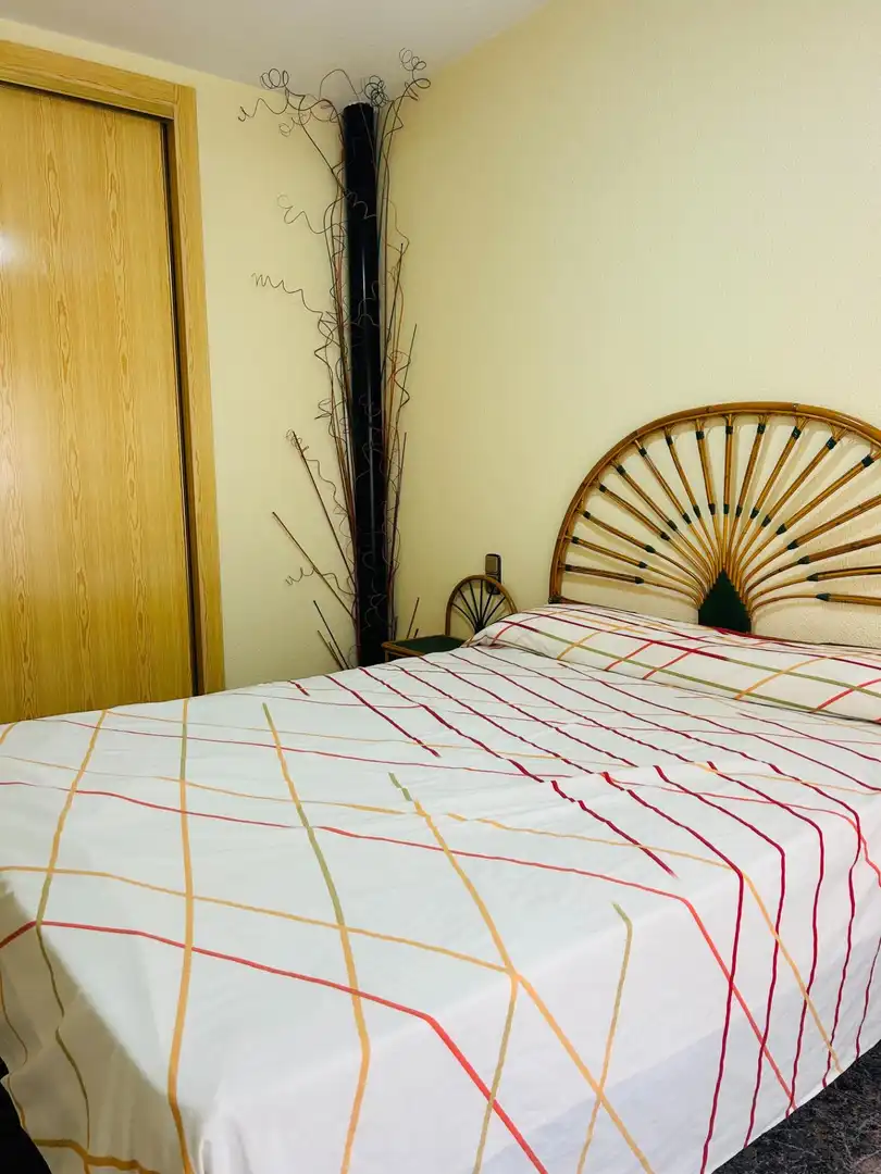 Dormitori de Casa o xalet en venda en Los Alcázares amb Aire condicionat, Terrassa i Moblat