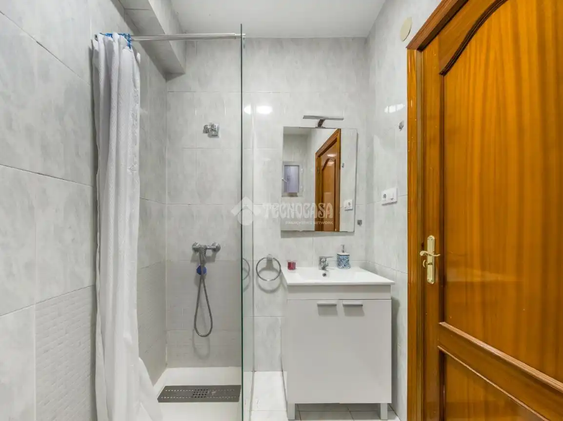 Flat with lift for sale in Ciudad Lineal, imagen 11