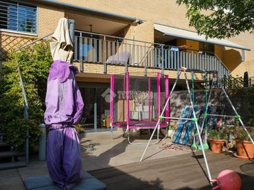 Casa aparellada amb balcó en venda a Urbanización Mediterráneo