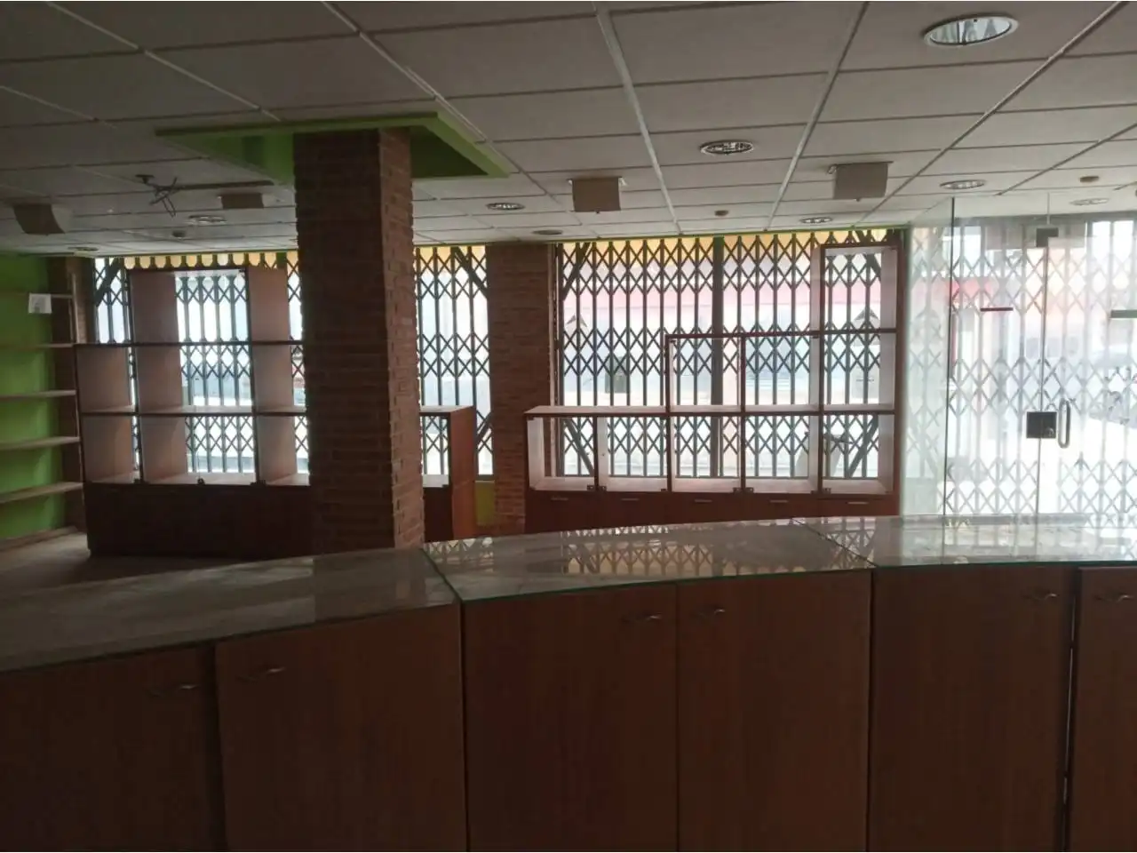 Business premises for sale in Calle  Belchite s/n esqu. Cl. Tafalla, imagen 4
