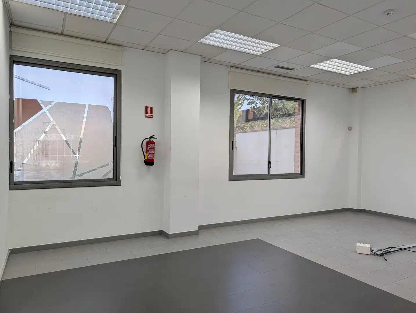 Oficina de lloguer en Sant Just Desvern amb Aire condicionat i Calefacció