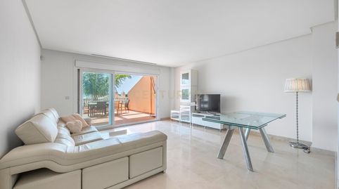 Foto 5 de Apartament en venda a Los Naranjos, Marbella