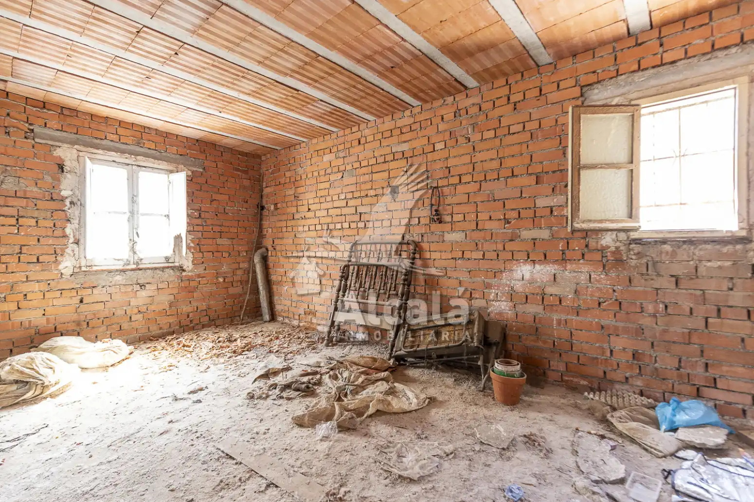 Houses for sale in Moratilla de los Meleros
