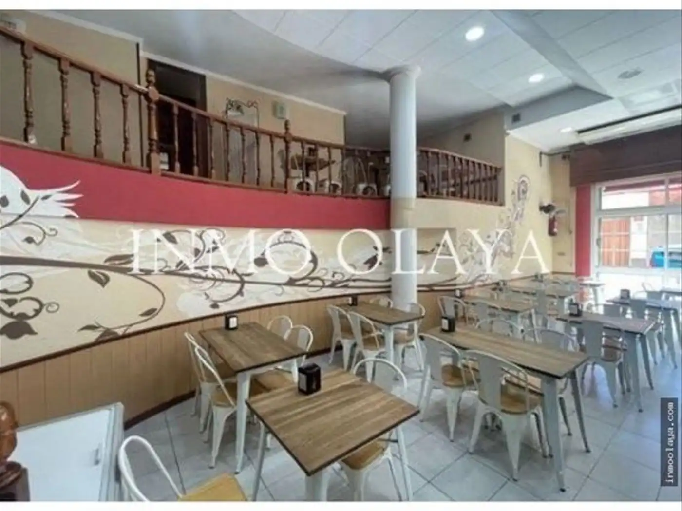 Locale commerciale in cessione a Passeig Maragall