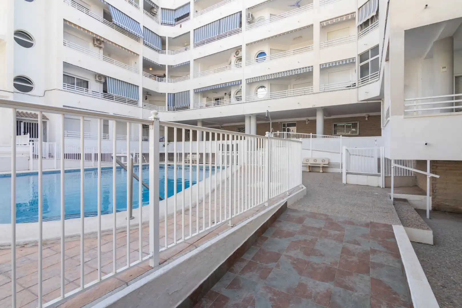 Piscina de Pis en venda en Santa Pola amb Aire condicionat, Terrassa i Traster