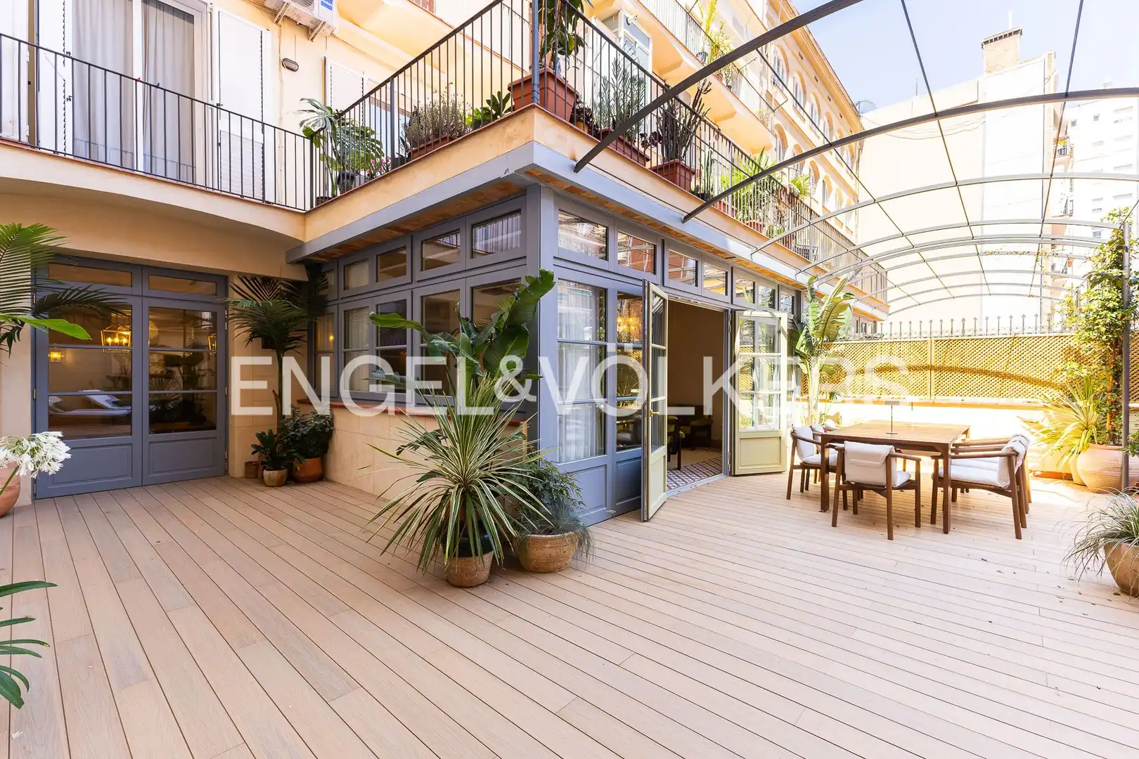 Terrasse von Wohnung zum Verkauf in Barcelona mit Klimaanlage, Heizung und Parkett