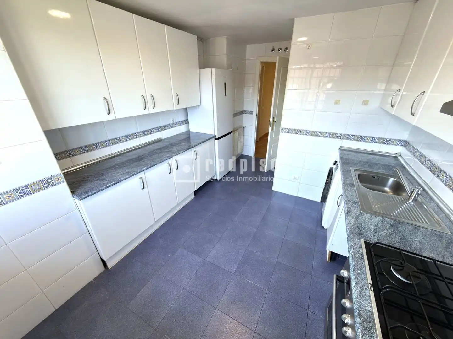 Cocina de Ático en venta en Madrid con Aire acondicionado, Calefacción y Parquet